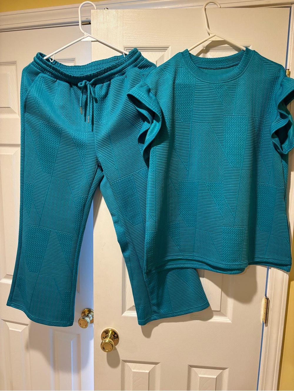 Women’s Teal Textured 2-pc Set -